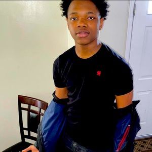 Meet your Posher, Naasir gee